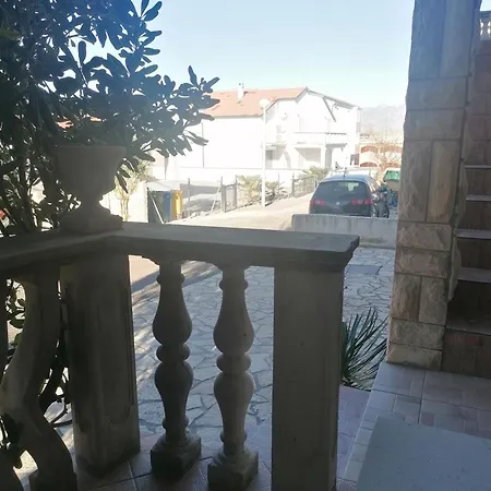 Kod Lenka Apartment Vir Exterior photo